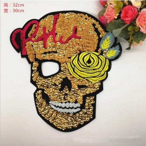 2017 New Skull sequined embroidery Sew On Patches for clothes DIY Applique Bag Clothing Coat Sweater accessories Motif patch