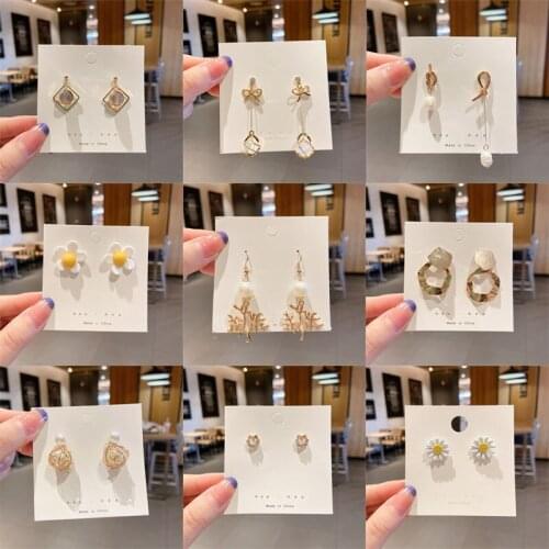 2021 New Korea Fashion Geometric Rhinestone Tassel Earrings for Woman Golden Purple Simple Style Earrings Jewelry Wholesale