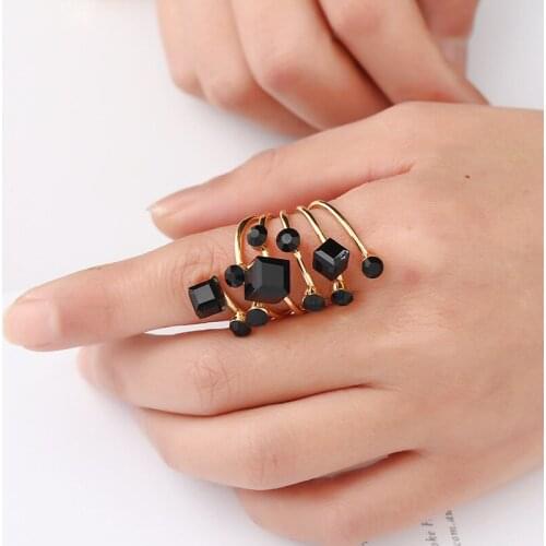 Crystal Zircon Ring Exaggerated Large Long Spring Ring rings for women Adjustable Rhinestone Jewelry Elegant Punk Gold Colors