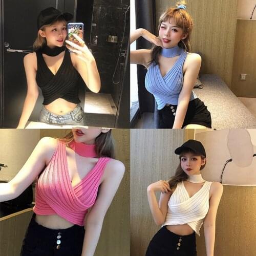 Design sexy V-neck halter top, female slim bottom, knitted inside with vest