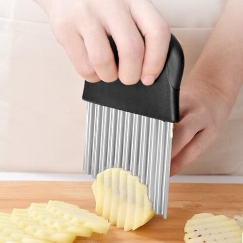 Non-slip Stainless Steel Vegetable Fruit Wavy Cutter Slicer Potato Corrugated Slices Cutting Chopped Knife Kitchen Gadget Cutter