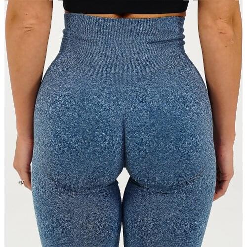 2021 Seamless Knitted Hip Buttocks Moisture Wicking Yoga Pants Sports Fitness Pants Sexy Buttocks Female Leggings