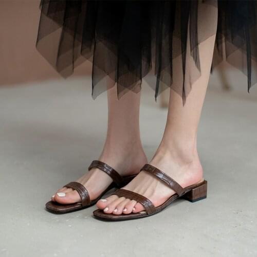 Elegant Female Genuine Leather Women Slippers Open Toe Low Heels Sandals for Girls 2021 Summer Casual Basic Shoes Woman