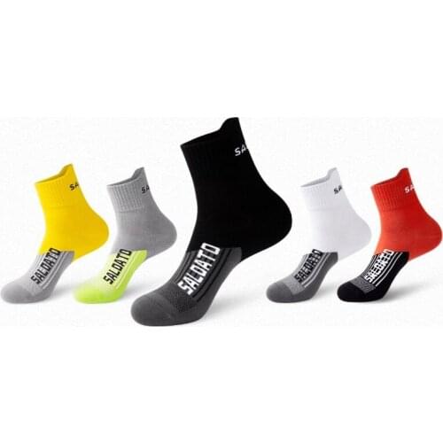 S022A Comfortable Yellow red black white Sweat-Absorbent Bike Cycling Soccer hiking Running Basketball cotton men Sport socks