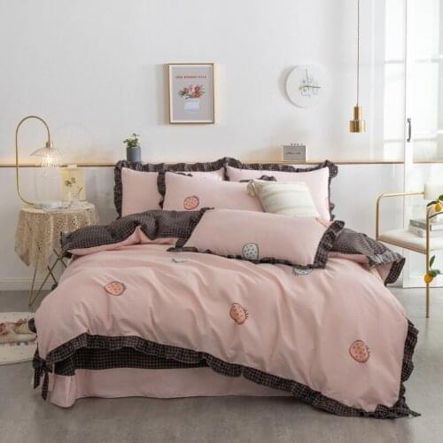 Luxury European Cotton Bedding Set Ruffle Lace Quilt Duvet cover Elegant Bedspread Bed Sheet for Girls Wedding Decor Bed Clothes