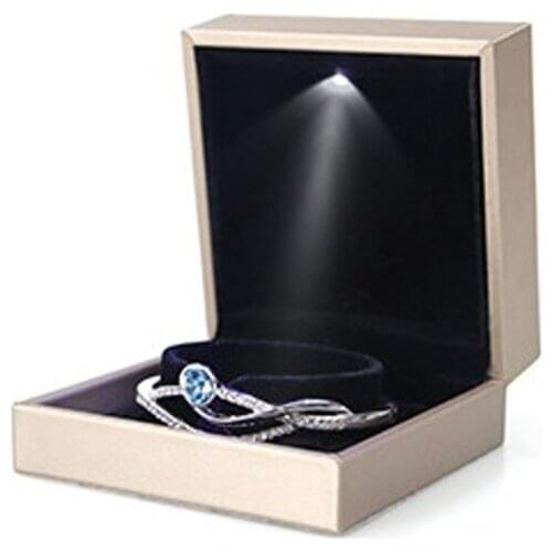 LED Light Jewelry Display Bracelet Necklace Wedding Engagement Ring Box Storage Case Holder Gift 2 Colors