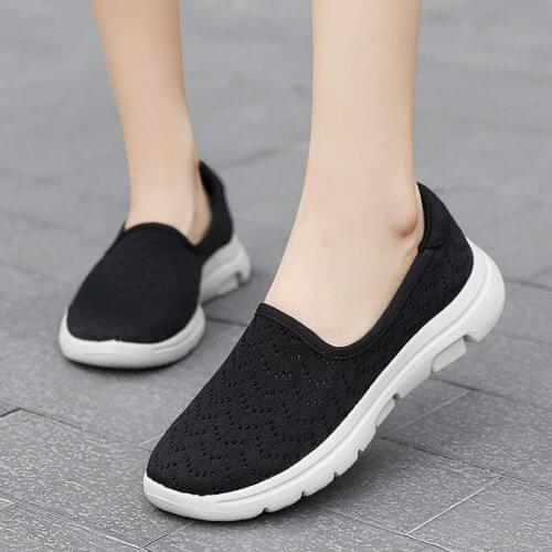 Women Flat Single Shoes Female Mother Pregnant Women Knitted Grandma Soft Bottom Peas Shoes Plus Size Shoes