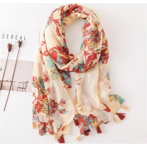 2021 Newest Tassels Floral Print Scarf Shawls Muslim Hijabs Cotton Large Size Head Wraps Fashion Headscarf Turbans 1PC Retail