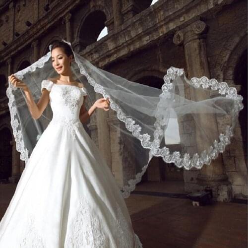 White Ivory Short One Layer Fingertip Length Rhinestone Appliqued Wedding Bridal Veils With Comb