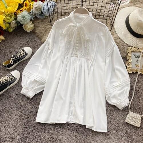 CWBshowGG Button Down Blouses