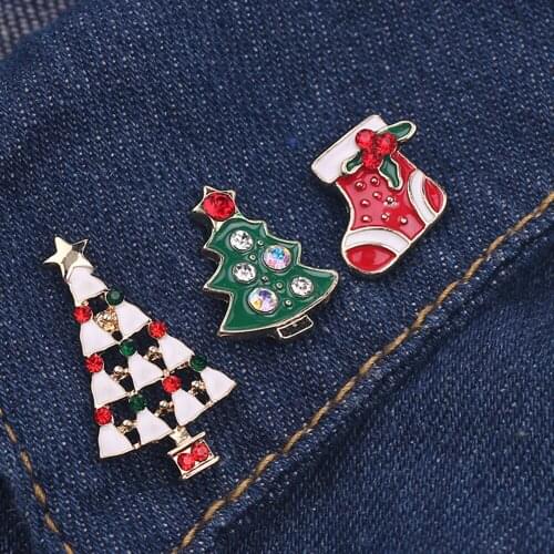 Christmas Tree Stockings Enamel Pins Crystal Brooch Pin Christmas Gifts Broche Femme Bijoux lapel pin Metal Jewelry Women 's Gif