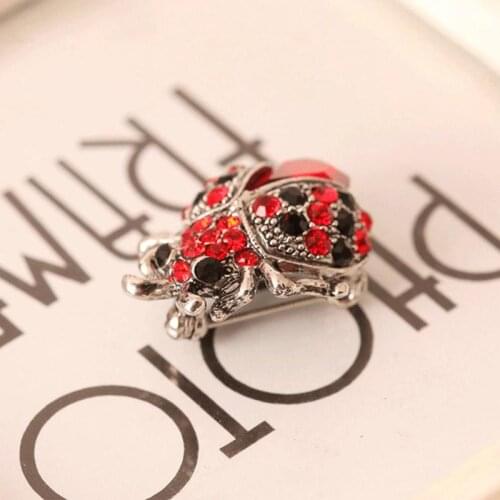 2021 New Crystal Animal Dragonfly Butterfly Bird Brooch Corsage Women Diamond Hot High-grade Jewelry Jewelry Pin Pin Clothi F8X5