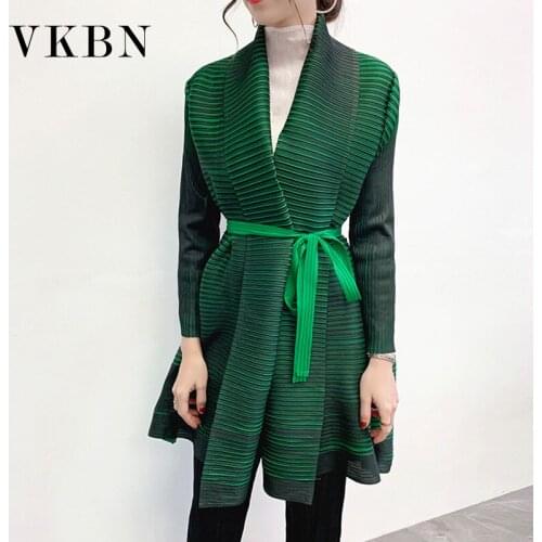 VKBN Windbreaker Jersey Green Loose Pleated Trench Coat for Women Casual 2021 Spring Autumn Sashes Full Sleeve