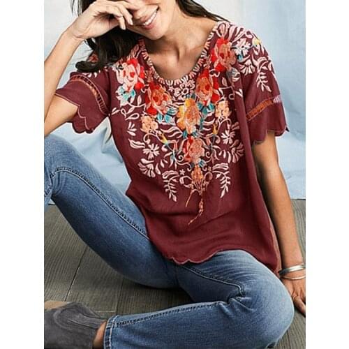 New womens short-sleeved embroidered shirt embroidered shirt round neck T-shirt women