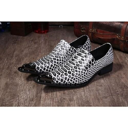 Fashion Men Snake Skin Pattern Metal Pointed Toe Formal Business Shoes Wedding Party Casual Shoes