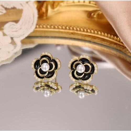 New Korean Style Cute Daisy Flower Earrings For Women Asymmetrical Delicate Flower Style Earring Girls Sweet Jewelry Gift