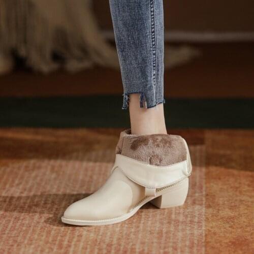 Western Boots Cowboy Boots Women 2021 Winter Warm Short Plush New Pu Leather Round Toe Block Heels Zipper Punk Booties Size 42