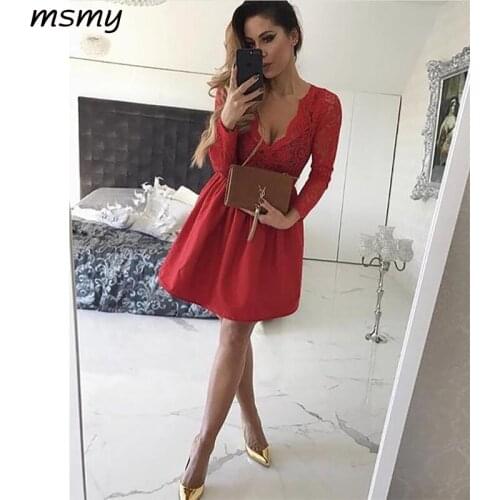 2019 Elegant Homecoming Dresses A-Line Mini Length V-Neck Long Sleeve Lace Pleat Homecoming Gowns Custom Made Cheap