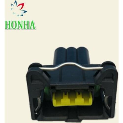 50 pcs free shipping 3 pins amp female auto connector electrical housing plug DJ7033C-3.5-21