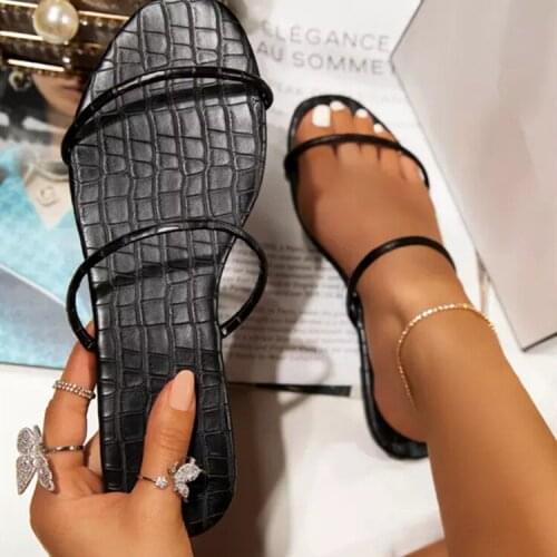 2021 Summer New Womens Flat Sandals Outdoor Slippers Fashion Open Toe Sexy Womens Shoes Plus Size 43