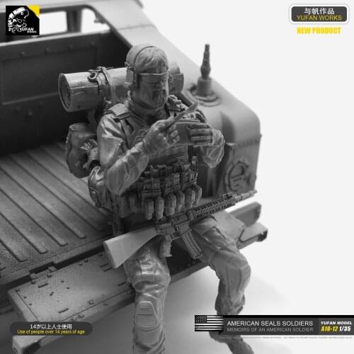 1/35 Resin Soldier Model (SEAL Break) A18-12