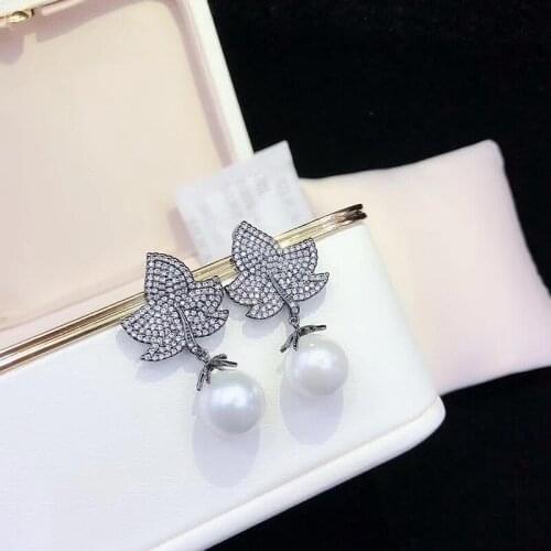3 Pairs ZYZ-E9938 Fashion Round White Shell Pearl Leaf Earring CZ Zirconia Pave Black Color Dangle Jewelry Earrings For Women