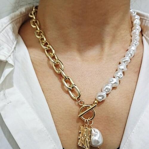 Fashion Vintage Baroque Irregular Pearl Lock Chains Necklace 2021 Geometric Aangel Pendant Love Necklaces For Women Punk Jewelry