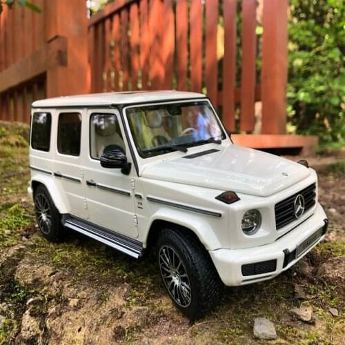 Mercedes-Benz G500 Model AUTOart 1:18 High-end Collection 2016 Mercedes-Benz G500 Simulation Chem Limited Edition Genuine