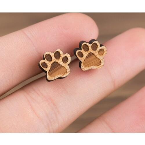 Minimalist Dog Paw Earrings for Women Girls Fashion Wooden Jewelry Cute Footprint Stud Earring Kids Birthday Gift Piercing 2021