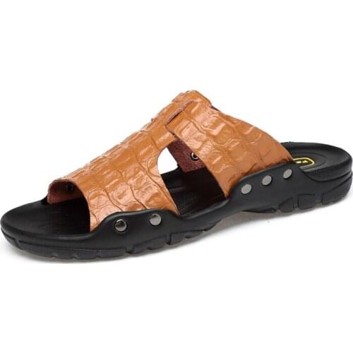 Mens Summer Crocodile Pattern Leather Casual Sandals Large Size Light Breathable Cool Beach Shoes 2021 Fashion Mens Slippers