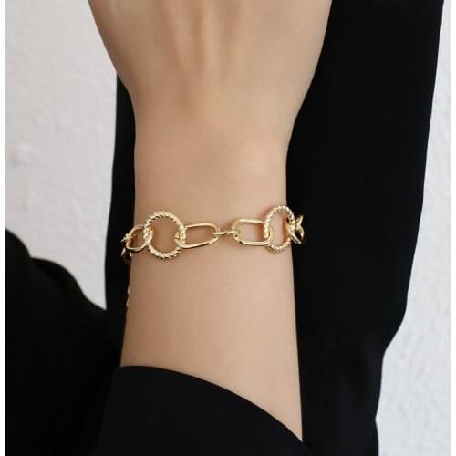 ALLYES Gold Color Copper Alloy Twisted Link Chain Bracelet for Women Fashion Wrist Bracelets Bangles Adjustable Unisex Jewelry