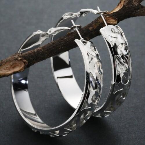 Fashion Color Circle Oversize Hoop Earring For Women Bohemia Wide Big Round Statement Earring Exaggerated Jewelry L5E045