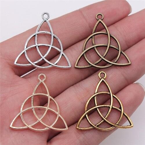 10pcs 28mm Charm Triquetra Amulet 4 Colors Triquetra Symbol Charms Triquetra Symbol Pendant For Jewelry Making