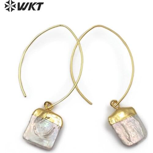 WT-E492 Square Shape Natural Freshwater Pearl Earring Gold Capped Pearl Pendant With Metal Hoop Vintage Pearl Jewelry For Women
