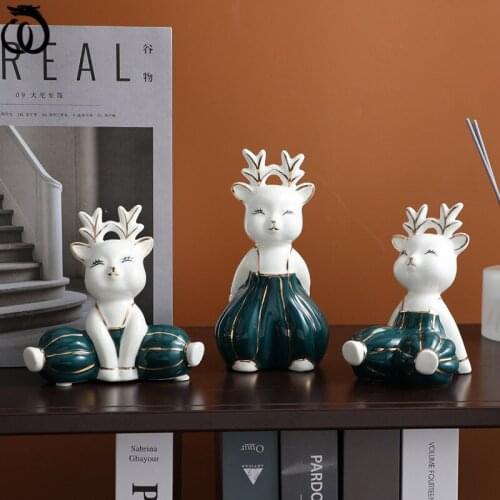 WU CHEN LONG Nordic Lucky Lantern Deer Art Sculpture Luxurious Animal Figurines Ceramic Craft Modern Home Decorations R6218