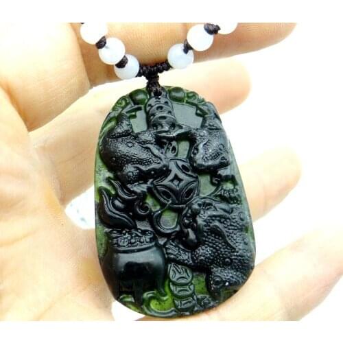 Wholesale Natural stone Quartz crystal Chinese stone hand-carved amulet Dragon pendant for diy Jewelry making necklace A1