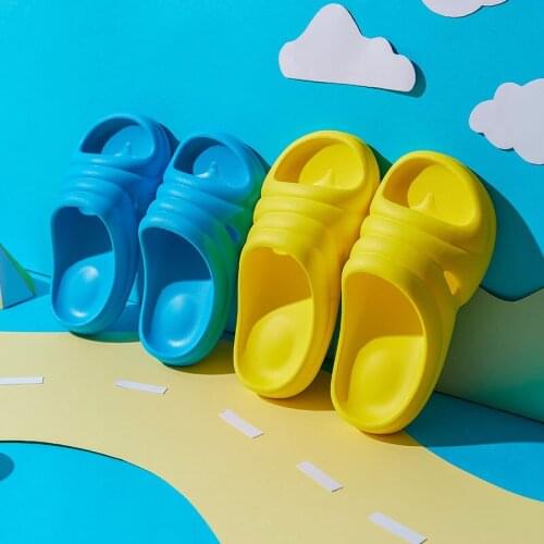 Summer 2021 New Slipper for Children Pure Color Soft Sole Home Shoe Cute Indoor Slipper Toddler Quick Dry Beach Shoes Kids