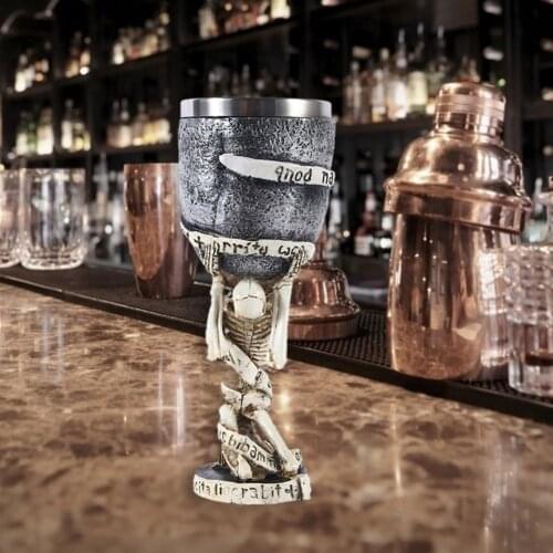 Horrible Resin Stainless Steel Skull Goblet Retro Claw Wine Glass Gothic Cocktail Glasses Wolf Whiskey Cup Party Bar Drinkware