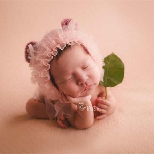 Baby Bonnet Photography Props Pink Lace Ruffle Baby Girl Hat Knitted Teddy Bear Bonnet Newborn Animal Hat Pattern Girl Gift