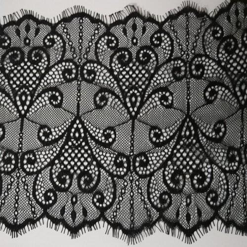Hight Quality 18cm Width 3yards Fabric Lace Black White Sweet Cordate Lace Trim DIY Craft Materials Clothing Accessories Lace