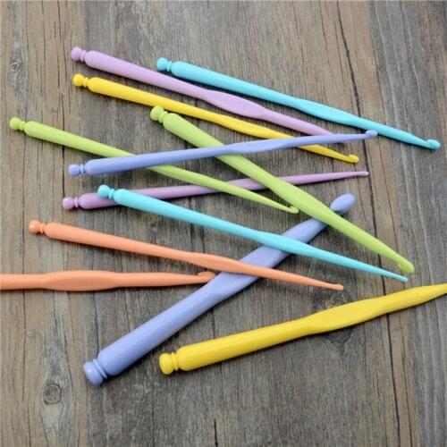 12pcs/Set 2mm - 6mm Acrylic Crochet Hooks Set Dor Weave Sweater Yarn Crafts DIY Knitting Needles Sewing Accessories Random Color