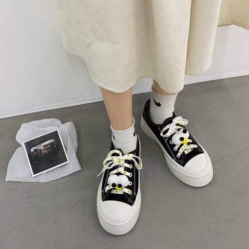 Low-cut Cute White Shoes 2021 New Female Cartoon Flat-bottom Lace-up Casual Fashion Street Student Sneakers Shoes Women