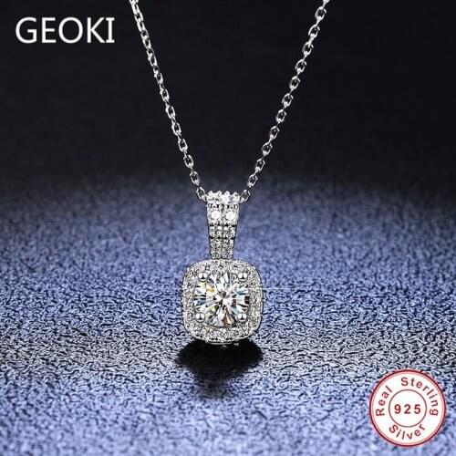 Geoki 925 Sterling Silver Passed Diamond Test 1 Ct Perfect Cut D Color VVS1 Moissanite Cushion Pendant Necklace Luxury Jewelry
