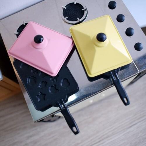 Cute Mini Metal Cookies Mould 1:12 Dollhouse Miniature Kitchen Utensils Accessories Doll House Play Kitchen Toys Gift