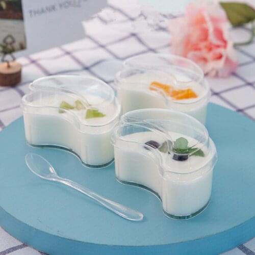50pcs Creative moon shape dessert cup 125ml ice cream pudding fruit cake box disposable transparent hard plastic cup with lid