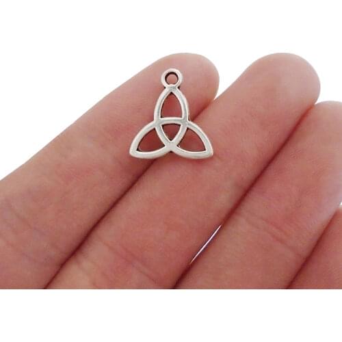 30 x Celtics Knot Trinity Triquetra Charms Pendants 2 Sided for DIY Jewelry Making Findings 16x14mm