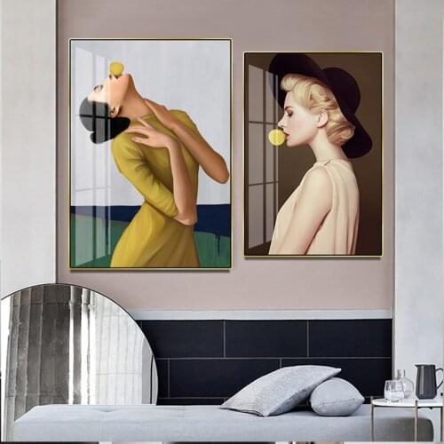 Fashion Yellow Bubble Gum Modern Woman Painting on Canvas Posters and Prints Scandinavian Wall Art Picture for Living Room Decor