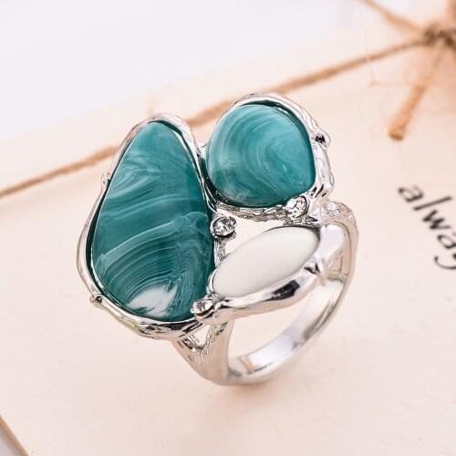 Fashion Jewelry Women Green Resin Engagement Wedding Rings Bridal Ring Accessories