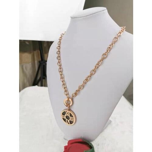 Freshwater pearl drill Jewelry Stainless Steel New Goddess Luxury Golden Color Luxe For WomenKorean fashion necklace