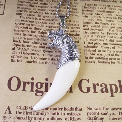 Free Shipping 1pcs Silver Tiger Tooth Pendant Animal Necklace punk for men with Stainless Steel Chain